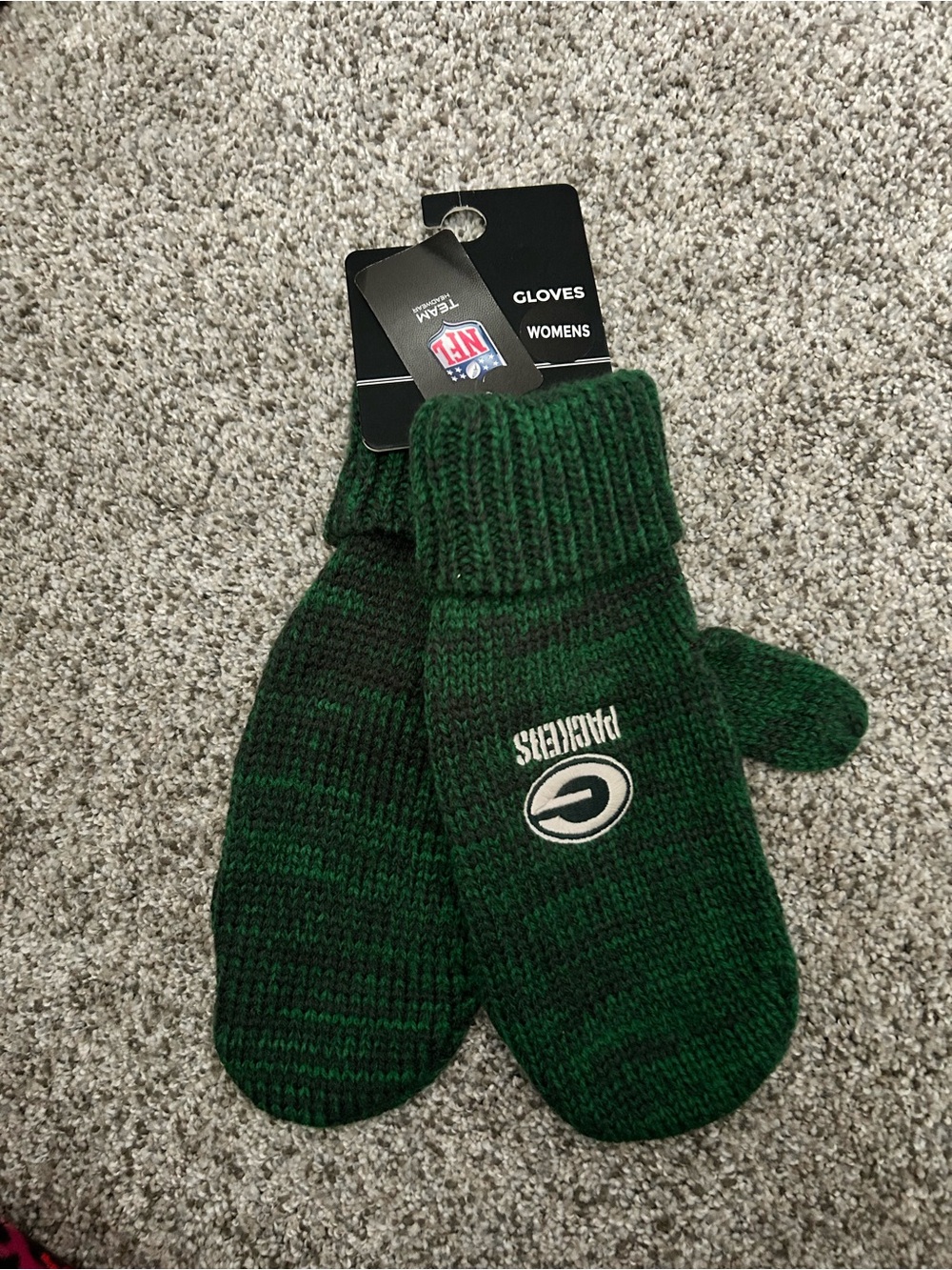 NWT ‘47 NFL Team Women’s Green Bay Packers Mittens Meeko Knit Mittens
